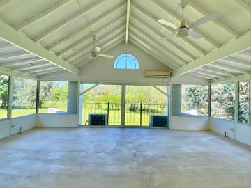 Casa en Colonia de Chacras - Cardales - En Venta - Estilo Campo con Bosque