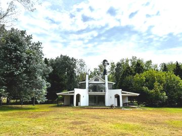Casa en Colonia de Chacras - Cardales - En Venta - Estilo Campo con Bosque