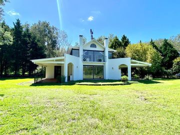 Casa en Colonia de Chacras - Cardales - En Venta - Estilo Campo con Bosque