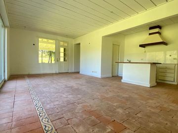 Casa en Colonia de Chacras - Cardales - En Venta - Estilo Campo con Bosque