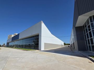 Galpón de 420 m2 en  Alquiler en Depot Center - Circunvalación y Au. Rosario - Bs As