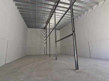 Galpón de 420 m2 en  Alquiler en Depot Center - Circunvalación y Au. Rosario - Bs As