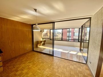 Gran Departamento 4D4B con estac. Y bodega, Providencia