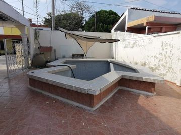 VENTA CASA  MERIDA PARA OFICINAS PENSIONES  YUCATAN
