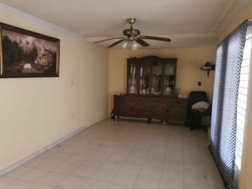 VENTA CASA  MERIDA PARA OFICINAS PENSIONES  YUCATAN