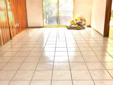 SE RENTA CASA DUPLEX EN VALLE DORADO