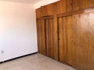RENTO CASA DUPLEX EN VALLE DORADO