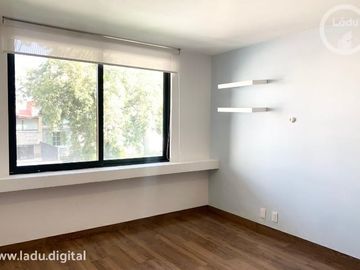 Residencia en Lomas de las Palmas UNA PLANTA