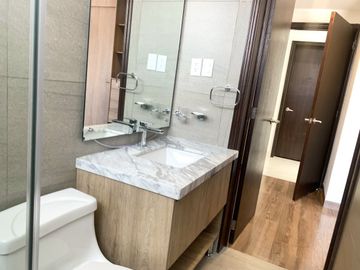 Residencia en Lomas de las Palmas UNA PLANTA