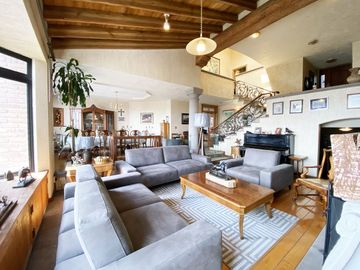 VENTA CASA EN JARDINES EN LA MONTAÑA