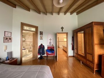 VENTA CASA EN JARDINES EN LA MONTAÑA