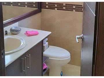 Lumbisi Cumbayá,  Casa en Venta, 226.84m2, 3 Habitaciones