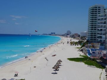 Departamento en Venta en Salvia, Zona Hotelera, Cancún