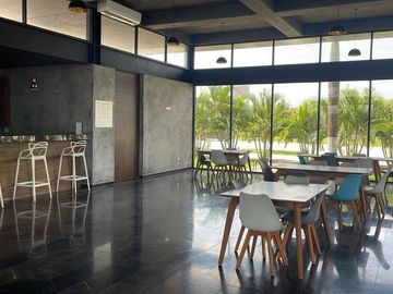 Casa de 4 recámaras en venta dentro de privada con amenidades en Conkal, Mérida