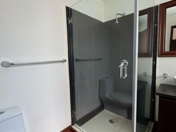 VENTA DE CASA EN FRACCIONAMIENTO RANCHO EL MESÓN  EN CALIMAYA
