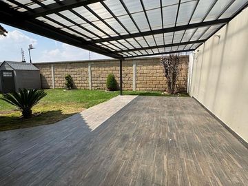 VENTA DE CASA EN FRACCIONAMIENTO RANCHO EL MESÓN  EN CALIMAYA