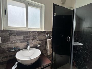 VENTA DE CASA EN FRACCIONAMIENTO RANCHO EL MESÓN  EN CALIMAYA
