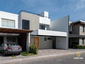 Casa en Venta en La Carcaña, San Pedro Cholula