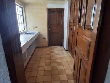 VENTA DE CASA A PIE DE CALLE EN COL. MORELOS