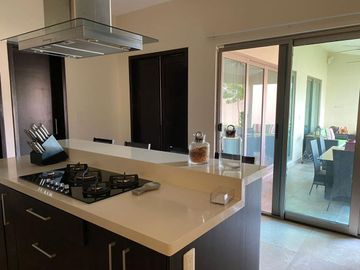 CASA EN VENTA TUXTLA GUTIÉRREZ CHIAPAS, UBICADA EN LOMAS DEL CAMPESTRE