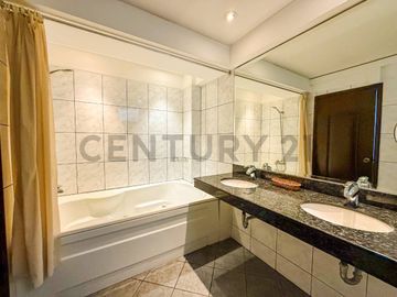 Venta de Exclusiva Infraestructura Hotelera en Miraflores