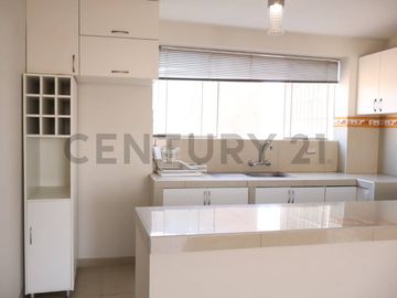 SE VENDE DEPARTAMENTO URBANIZACION  LOS PALMEROS - TACNA