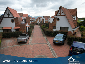 Vendo Hermosa Casa en Conjunto Cerrado en Tenjo