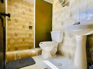 CASA EN VENTA EN ESQUINA| EN MERIDA, A DOS CALLES DE PASEO MONTEJO