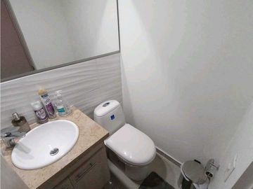 SE VENDE Apartamento Piso 9 en La Flora / JV