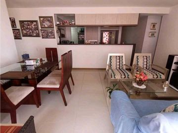 SE VENDE Apartamento Piso 9 en La Flora / JV