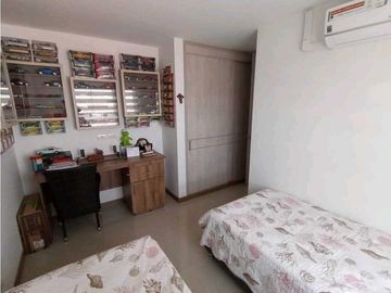 SE VENDE Apartamento Piso 9 en La Flora / JV
