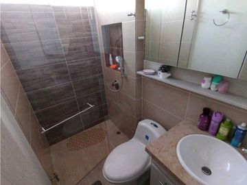 SE VENDE Apartamento Piso 9 en La Flora / JV