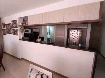 SE VENDE Apartamento Piso 9 en La Flora / JV