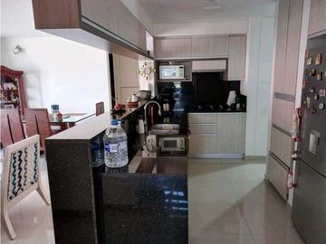 SE VENDE Apartamento Piso 9 en La Flora / JV