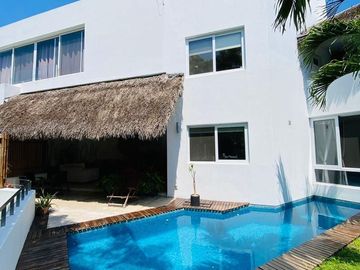 MAGNIFICA CASA EN VENTA EN LA PENINSULA DE SANTIAGO
