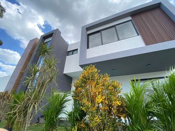 Casa VENTA Las Palmas de medellin Veracruz.
