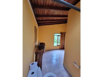 Finca independiente para la venta en Vda La Floresta,Alcala!!!
