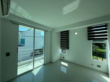 Venta de casa en Santa Marta conjunto cerrado