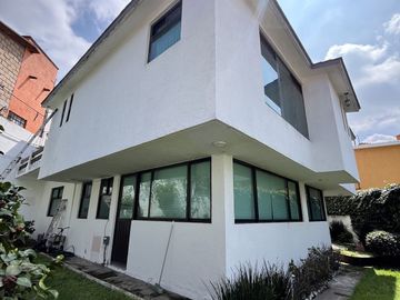 Descubre tu nuevo hogar en Loma de Valle Escondido