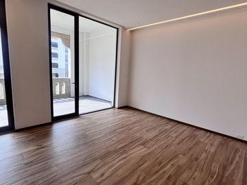 Venta de Exclusivo departamento en Real Antigua
