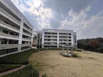 Venta de Exclusivo departamento en Real Antigua