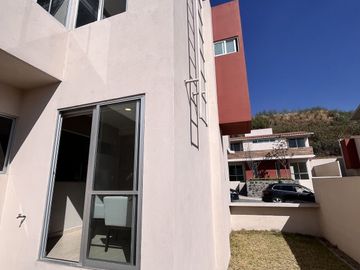 Renta y venta de casas en Lago Esmeralda