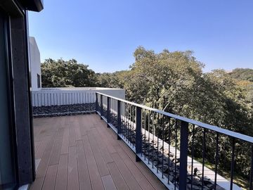 Venta de exclusiva Residencia en Rancho San Juan