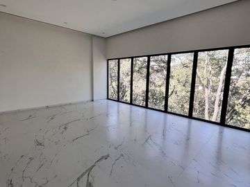 Venta de exclusiva Residencia en Rancho San Juan