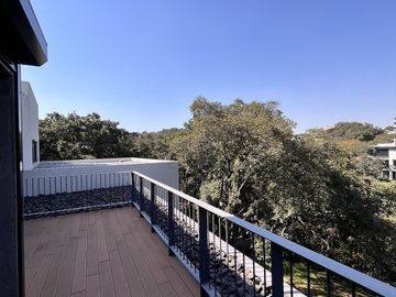 Venta de exclusiva Residencia en Rancho San Juan