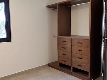 Venta de exclusiva Residencia en Rancho San Juan