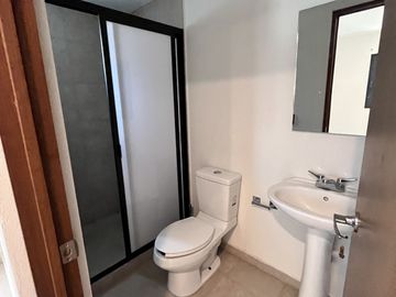Venta de exclusiva Residencia en Rancho San Juan