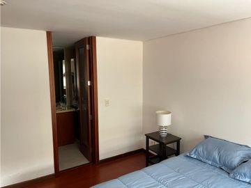ARRIENDO HERMOSO APARTAMENTO ZONA NORTE SEMI AMOBLADO