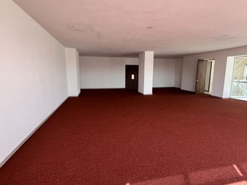 Venta de modernos departamentos con amenidades en Triada. KA