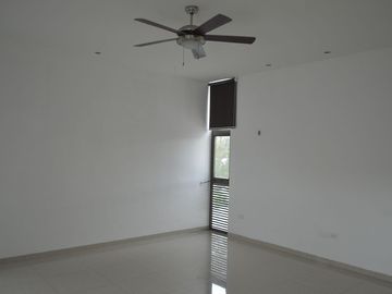 !!EXCLUSIVA CASA EN VENTA EN  PRIV. MANANTIALES DE COCOYOLES !!